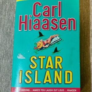 Star Island by Carl Hiaasen Book